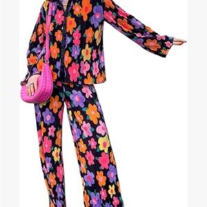 Floral Women's Pleated Matching Set- Multicolor
